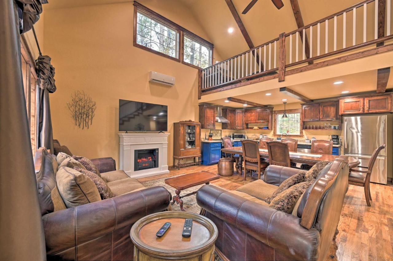 Tudor-Style Broken Bow Cottage With Hot Tub And Decks! Stephens Gap Exterior photo