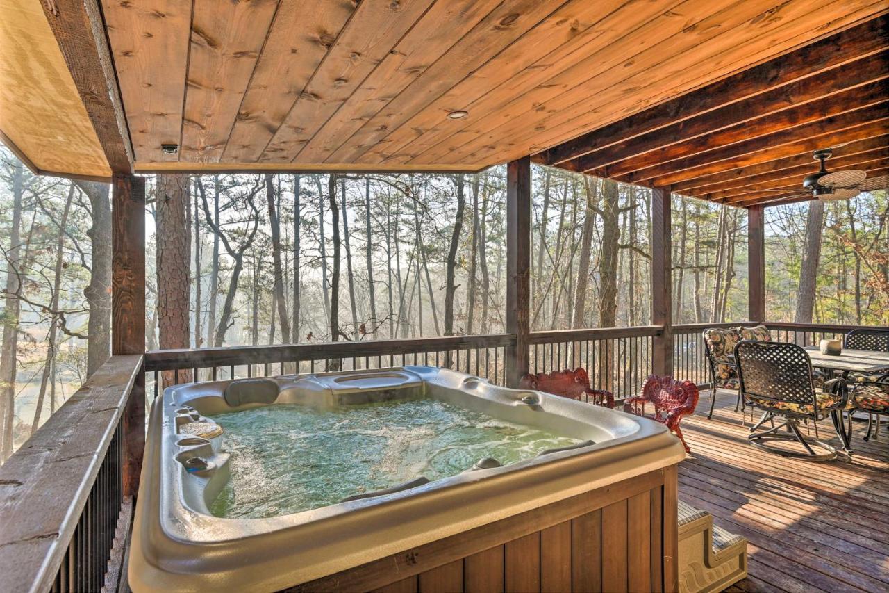 Tudor-Style Broken Bow Cottage With Hot Tub And Decks! Stephens Gap Exterior photo